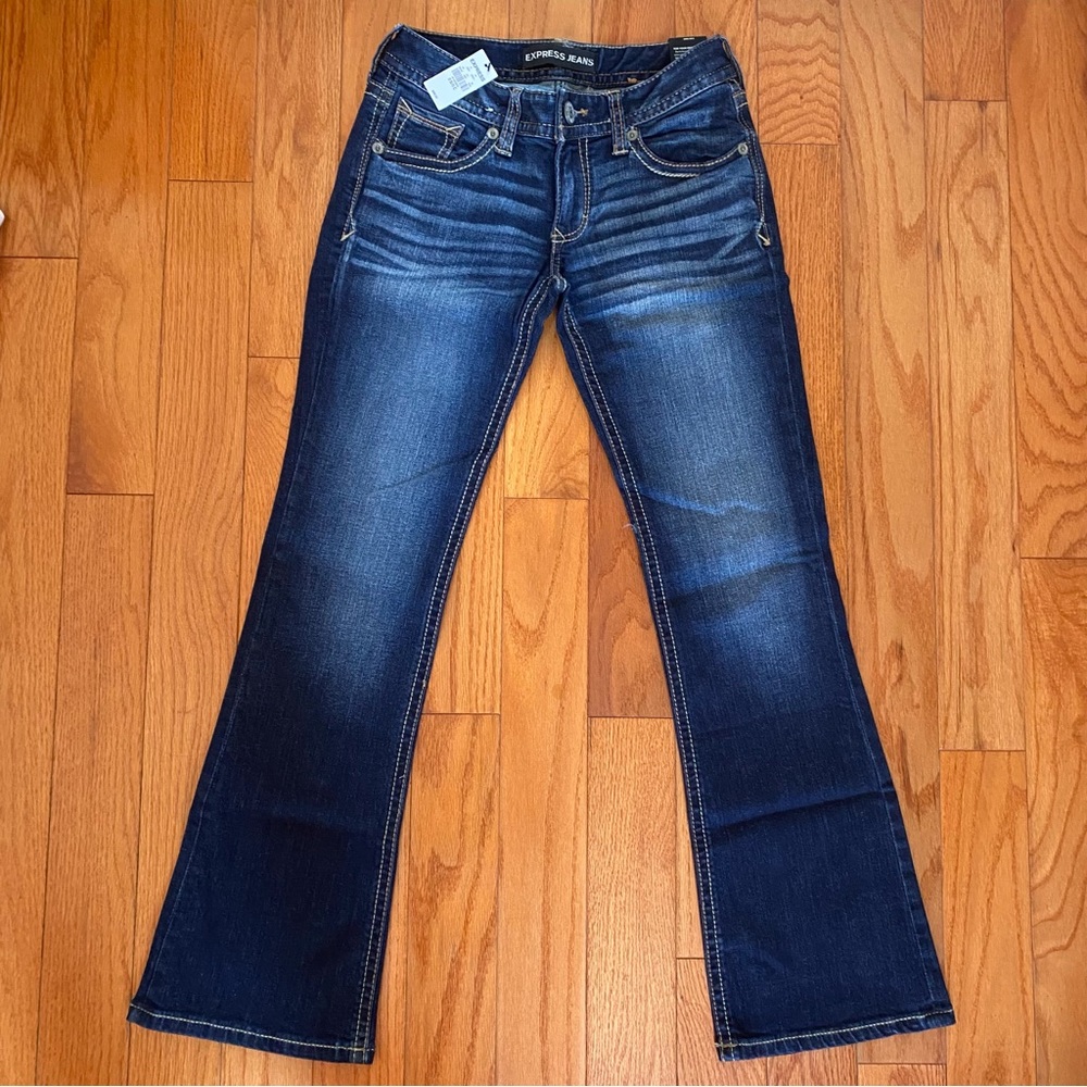 NWT Express Jeans Boot Low Rise size OS